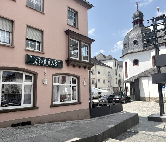 Außenansicht am Glockenturm, © TI Bitburger Land