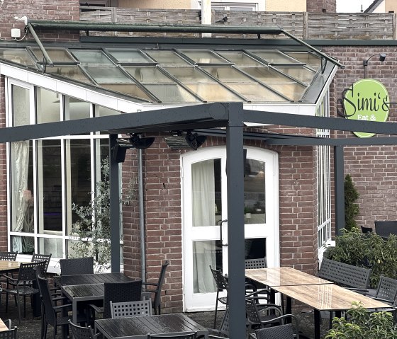 Simis Eat & Meat - Terrasse, © TI Bitburger Land