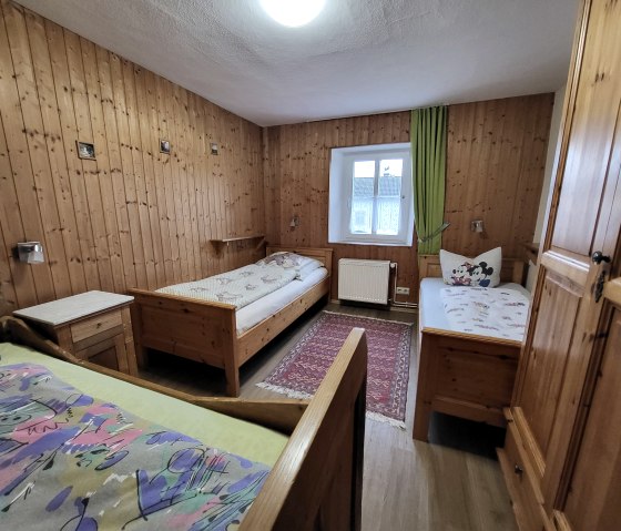 3-Bett-Zimmer, © Tourist-Information Islek