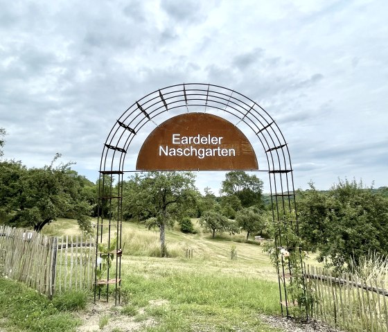 Eingangstor Naschgarten Irrel, © Naturpark Südeifel/Ansgar Dondelinger