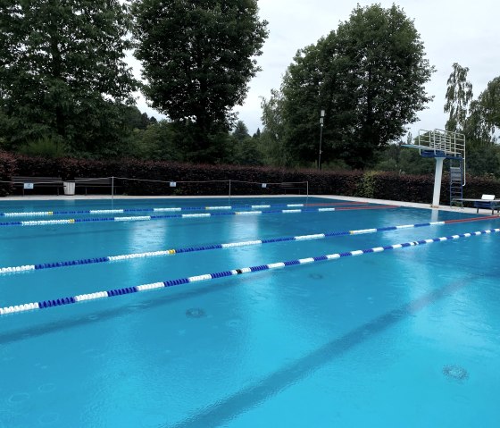 Freibad Echternacherbrück, © Felsenland Südeifel Tourismus GmbH / Anna Carina Krebs