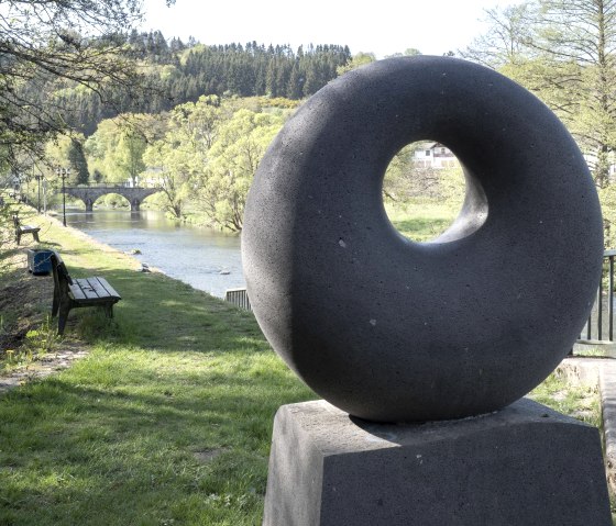 Skulpturenweg "Rundheit" Ouren, © Volker Teuschler