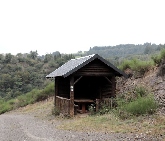 Schutzhütte am Wanderweg, © Tourist-Information Islek