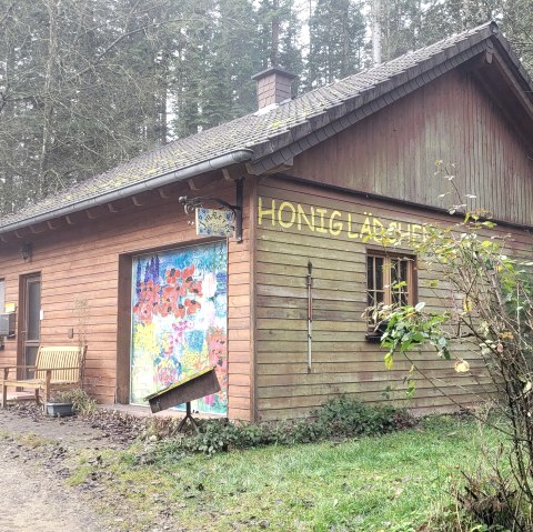 Imkerhaus am Naturparkzentrum Teufelsschlucht, © Felsenland Südeifel Tourismus GmbH, Elke Wagner