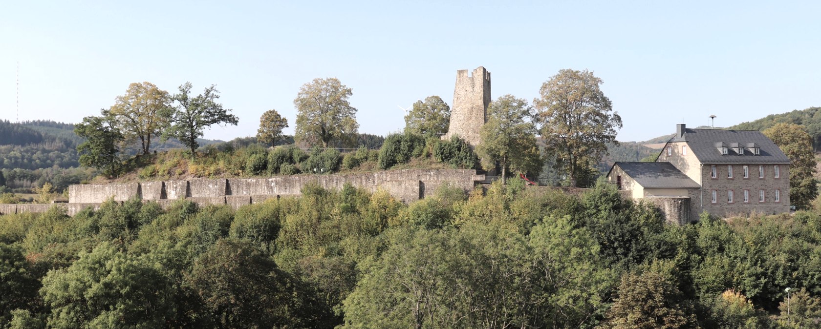 Burgruine Dasburg, © Tourist-Informatin Islek