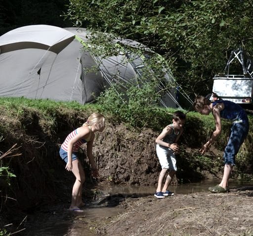 Spielen in der Natur, © Camping Drei Spatzen